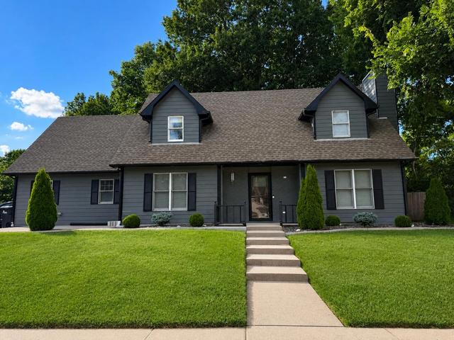 1509 Secretariat Dr, Columbia, MO 65202