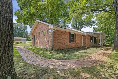 Exterior - 1019 Harvard, Columbia, MO 65203 photo 3 of 11