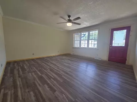 780 Doty Ave, Centralia, MO 65240 photo 2