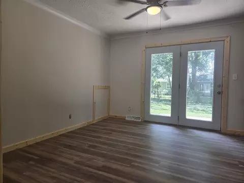 780 Doty Ave, Centralia, MO 65240 photo 12