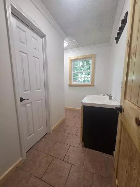 780 Doty Ave, Centralia, MO 65240 photo 9