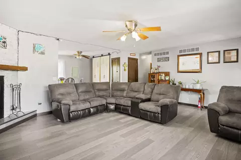 59 Oak Hill Rd, Eldon, MO 65026 photo 9