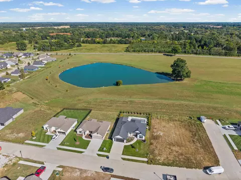 View/Area - 5708 Kestrel Lp Lp, Columbia, MO 65202 photo 4 of 7