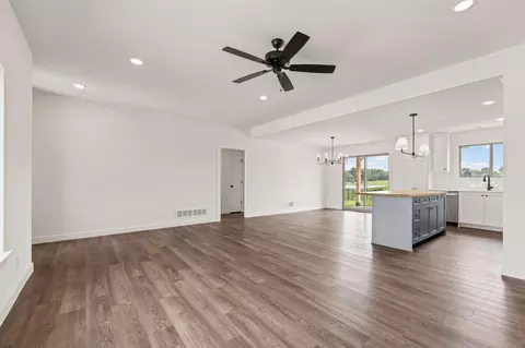 Living - 5708 Kestrel Lp Lp, Columbia, MO 65202 photo 3 of 3
