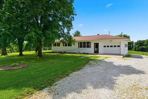 Exterior - 7380 State Road Vv, Mokane, MO 65059 photo 2 of 9