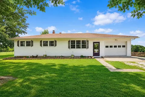 Exterior - 7380 State Road Vv, Mokane, MO 65059 photo 3 of 9