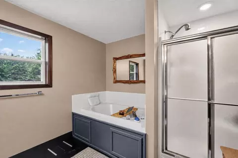 Bath - 5685 E Sing Dr, Columbia, MO 65202 photo 2 of 5