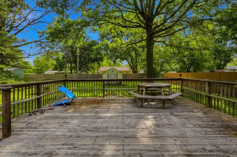 Exterior - 120 Adams St, Centralia, MO 65240 photo 6 of 11