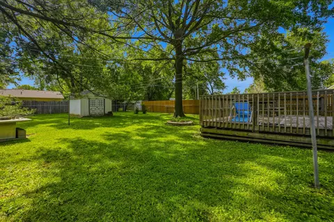 Exterior - 120 Adams St, Centralia, MO 65240 photo 5 of 11