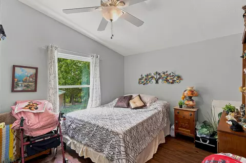 Bedroom - 1197 Highway Oo, Morrison, MO 65061 photo 1 of 6