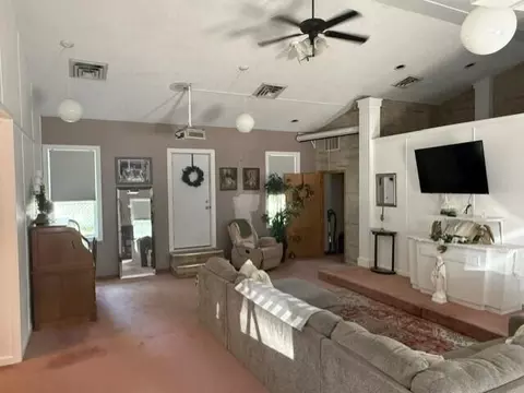 403 E Mcdowell St, Sturgeon, MO 65284 photo 2