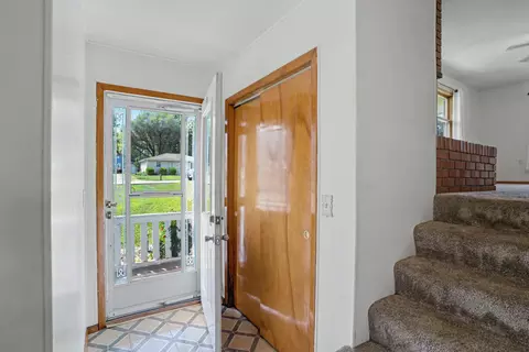 Entry Way - 407 W Proctor St, Sturgeon, MO 65284 photo 1 of 1