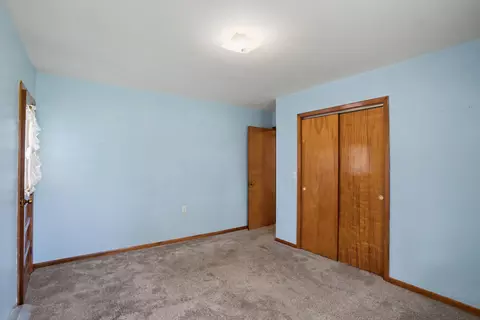 Bedroom - 407 W Proctor St, Sturgeon, MO 65284 photo 4 of 8