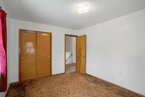 Bedroom - 407 W Proctor St, Sturgeon, MO 65284 photo 6 of 8