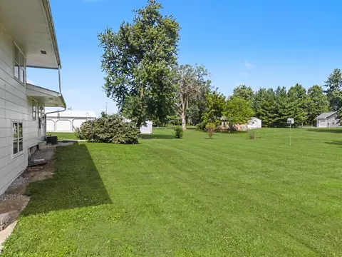 Exterior - 407 W Proctor St, Sturgeon, MO 65284 photo 5 of 5