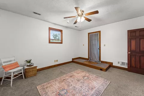 Bedroom - 201 E Harrison St, Auxvasse, MO 65231 photo 4 of 8