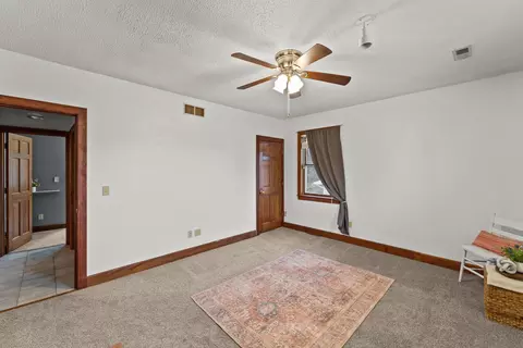 Bedroom - 201 E Harrison St, Auxvasse, MO 65231 photo 3 of 8