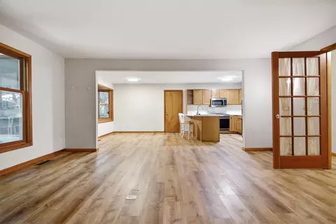 Living - 409 Cedar Ln, Columbia, MO 65201 photo 2 of 12