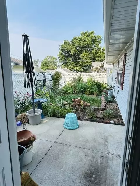 Exterior - 914 West Ave, Fulton, MO 65251 photo 8 of 8