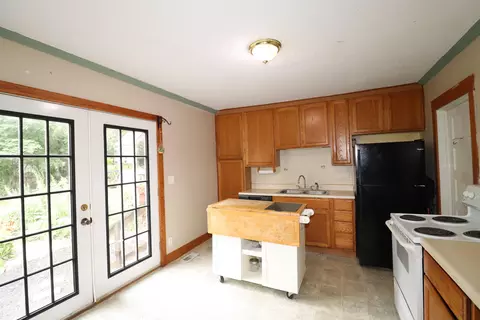 Kitchen - 508 E 10th St, Fulton, MO 65251 photo 2 of 5