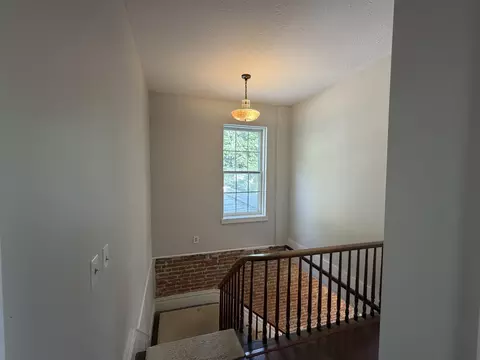 Entry Way - 614 Howard St, Glasgow, MO 65254 photo 4 of 4