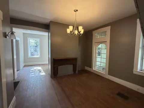 Living - 614 Howard St, Glasgow, MO 65254 photo 2 of 4