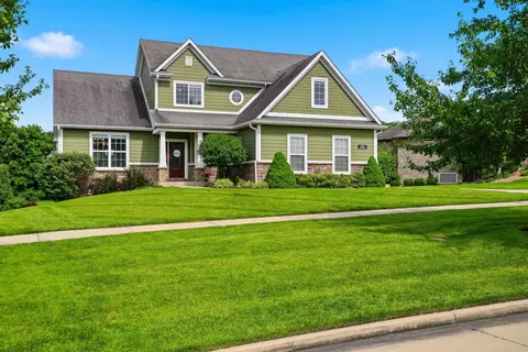 Exterior - 4110 Frontgate Dr, Columbia, MO 65203 photo 9 of 14