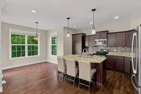 Kitchen - 4110 Frontgate Dr, Columbia, MO 65203 photo 1 of 2