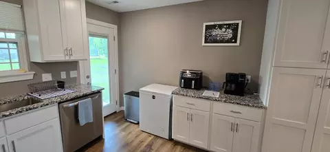 Kitchen - 123 Barkley St, Clark, MO 65243 photo 4 of 4