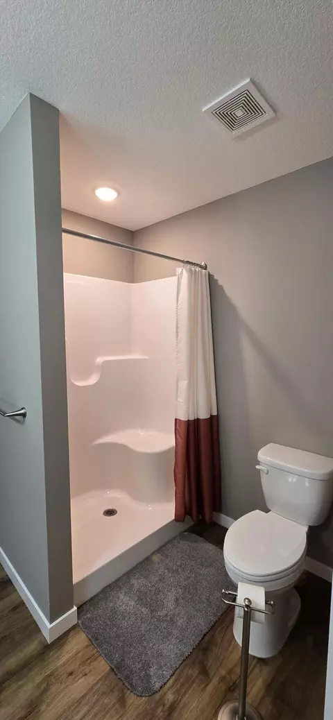 Bath - 123 Barkley St, Clark, MO 65243 photo 3 of 3