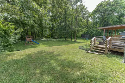 Exterior - 636 Farror St, Moberly, MO 65270 photo 4 of 5