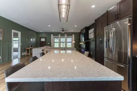 Kitchen - 2924 E Benson Rd, Sturgeon, MO 65284 photo 2 of 3