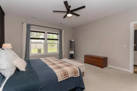 Bedroom - 2924 E Benson Rd, Sturgeon, MO 65284 photo 2 of 6