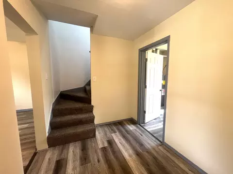 Entry Way - 400 4th St, Pilot Grove, MO 65276 photo 3 of 6