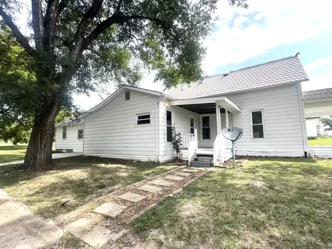 Other - 400 4th St, Pilot Grove, MO 65276 photo 1 of 13