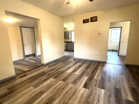 Living - 400 4th St, Pilot Grove, MO 65276 photo 1 of 4