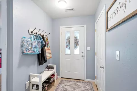 Entry Way - 6 Amazon Dr, Columbia, MO 65202 photo 1 of 2