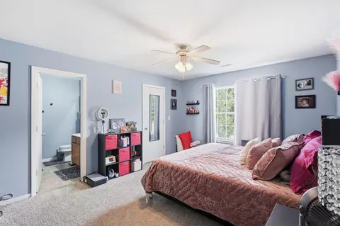 Bedroom - 6 Amazon Dr, Columbia, MO 65202 photo 2 of 4