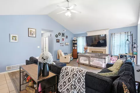 Other - 6 Amazon Dr, Columbia, MO 65202 photo 2 of 8
