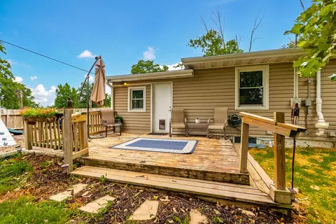 Exterior - 4550 E Lang Dr, Columbia, MO 65202 photo 6 of 9