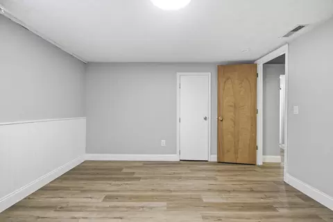 Bedroom - 4550 E Lang Dr, Columbia, MO 65202 photo 6 of 7
