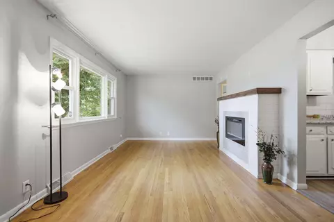 Living - 4550 E Lang Dr, Columbia, MO 65202 photo 1 of 4