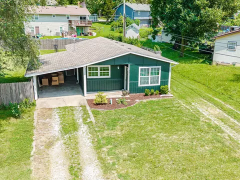 View/Area - 325 E Clearview Dr, Columbia, MO 65202 photo 1 of 6