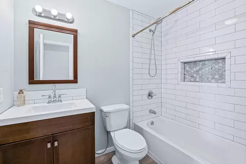 Bath - 325 E Clearview Dr, Columbia, MO 65202 photo 1 of 1