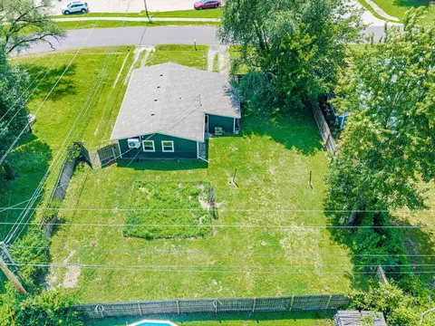 View/Area - 325 E Clearview Dr, Columbia, MO 65202 photo 4 of 6