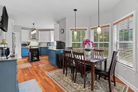 Kitchen - 4309 Champlain Ct, Columbia, MO 65203 photo 1 of 5