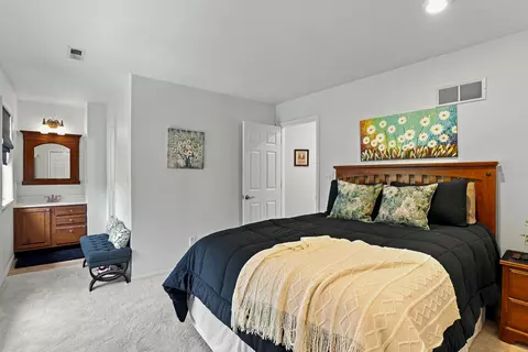 Bedroom - 4309 Champlain Ct, Columbia, MO 65203 photo 5 of 10