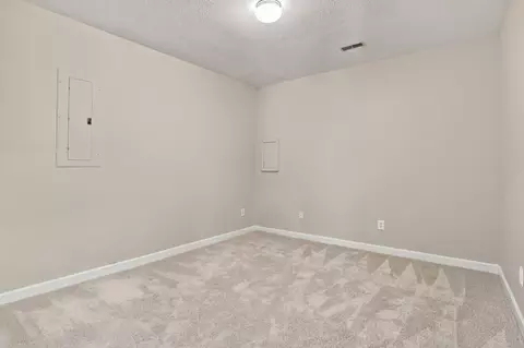 Bedroom - 4309 Champlain Ct, Columbia, MO 65203 photo 9 of 10