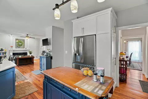 Kitchen - 4309 Champlain Ct, Columbia, MO 65203 photo 5 of 5