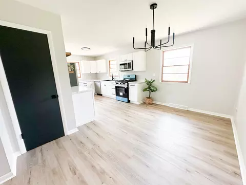 Dining - 1007 Sioux Dr, Fulton, MO 65251 photo 1 of 1